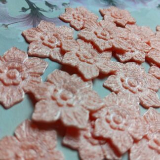 Tuotekuva, lähikuva 3D-tulostetuista mirabiliskukista.